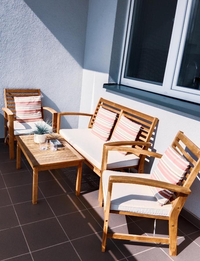 Apartament Na Zielonej Z Tarasem Daire Piła Dış mekan fotoğraf